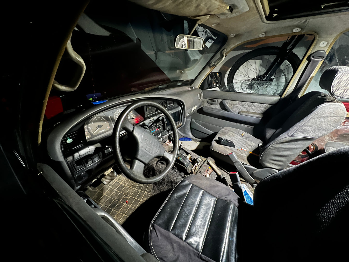 80 Series Cyclone Dome Light