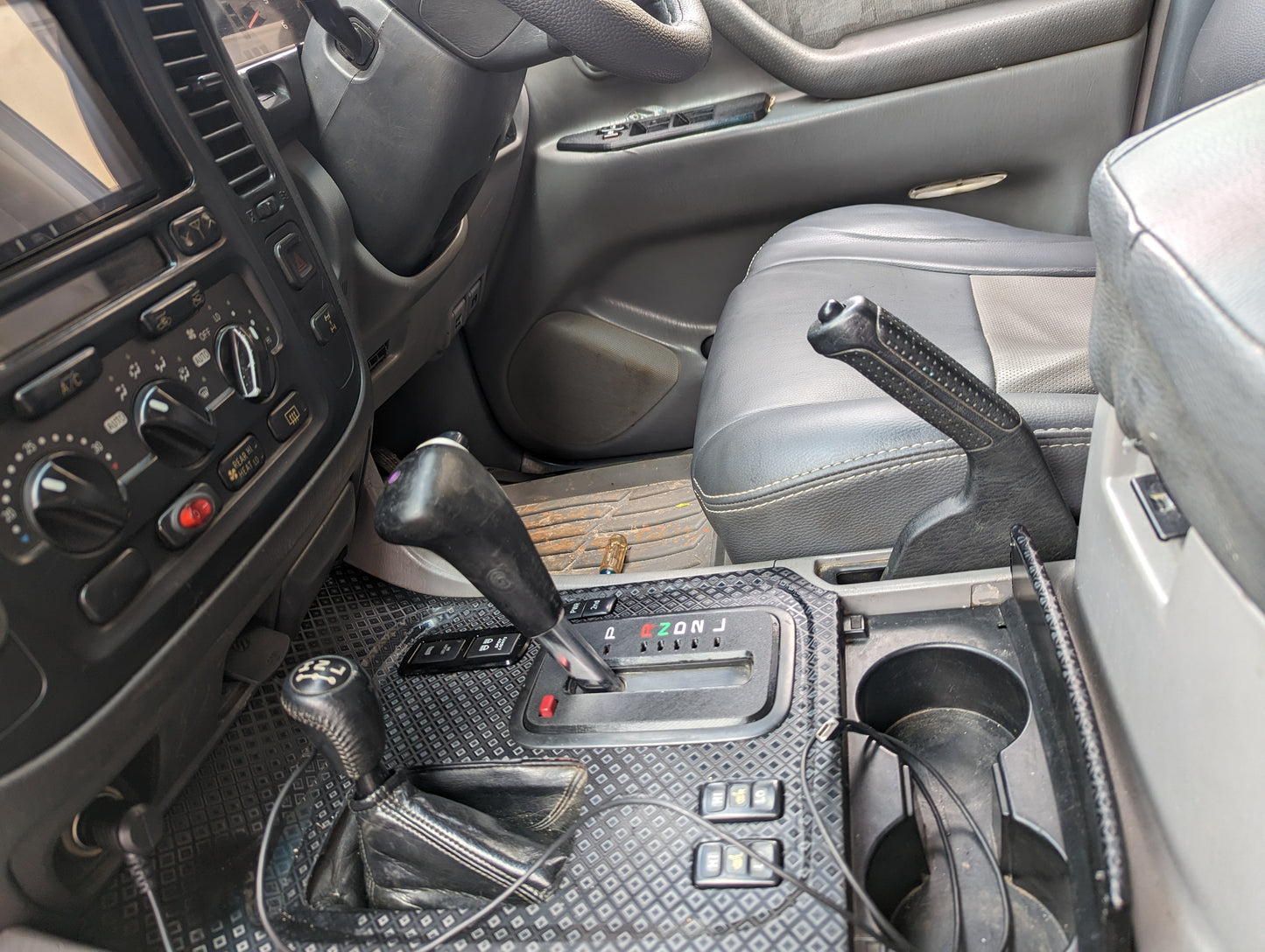 100 Series Illuminated Shifter Trim Plate